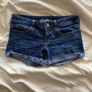 American Eagle Low Rise Jean Shorts Size 2
